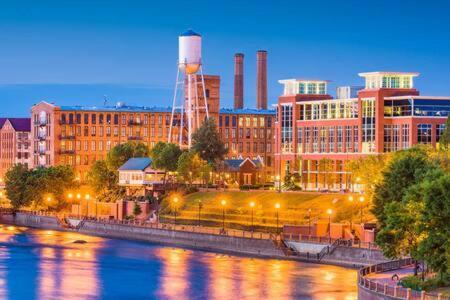 Downtown, Updated, Single Story & Wd Columbus Bagian luar foto