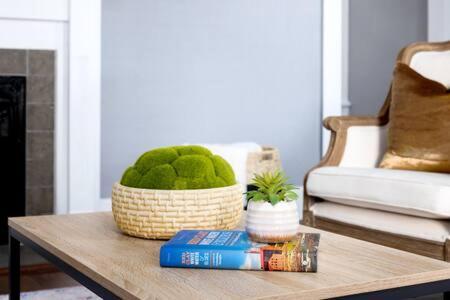 Downtown, Updated, Single Story & Wd Columbus Bagian luar foto